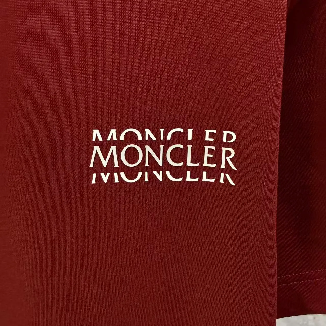 MONCL* * 2026 New Arrival T logo ：Black White Dark Blue Sizes：S M L XL XXL
